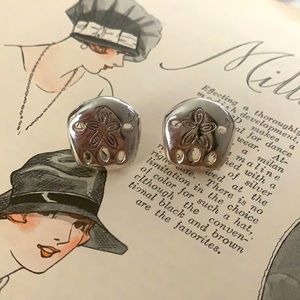 Vintage Silver sand dollar earrings